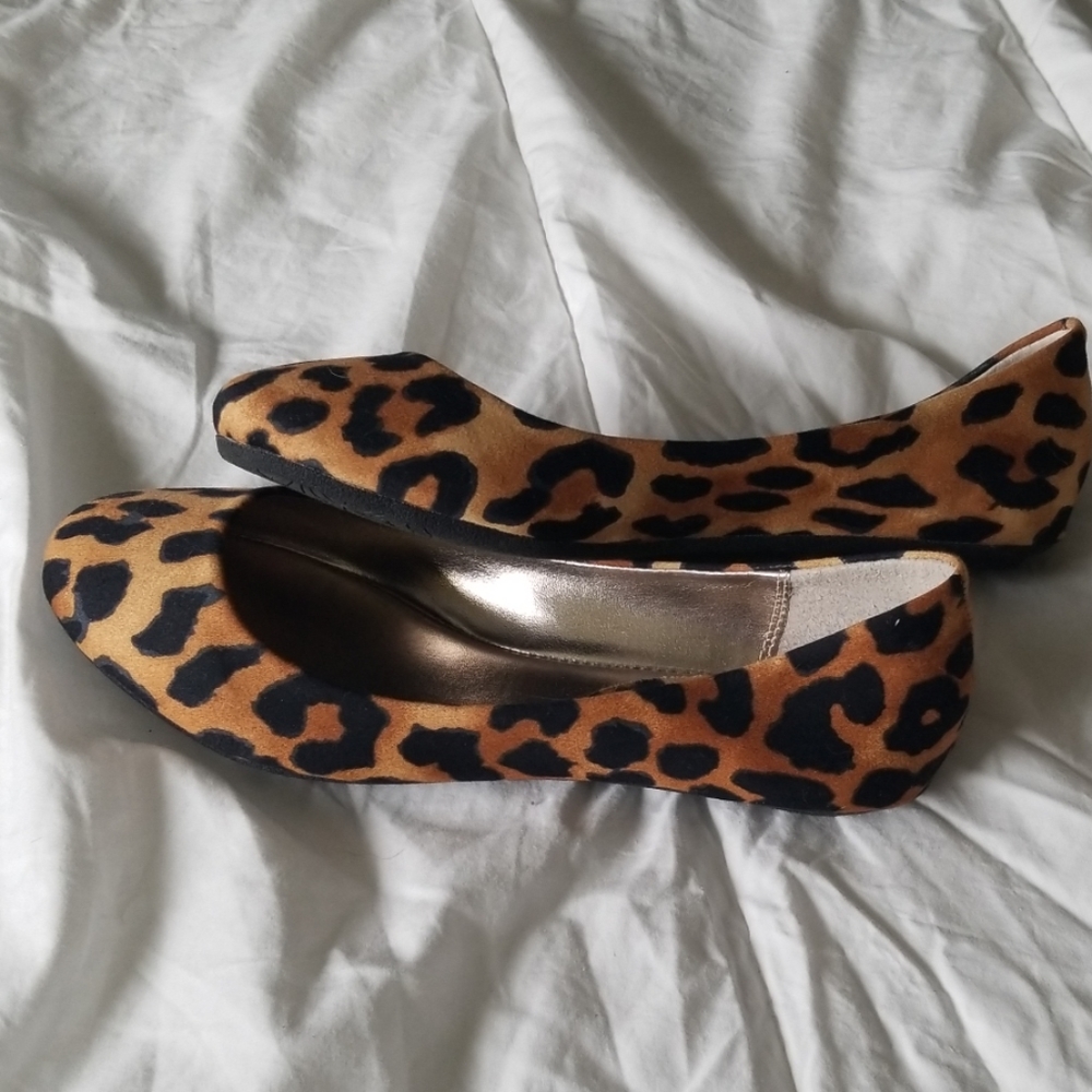 Steve Madden Leopard Print Flats